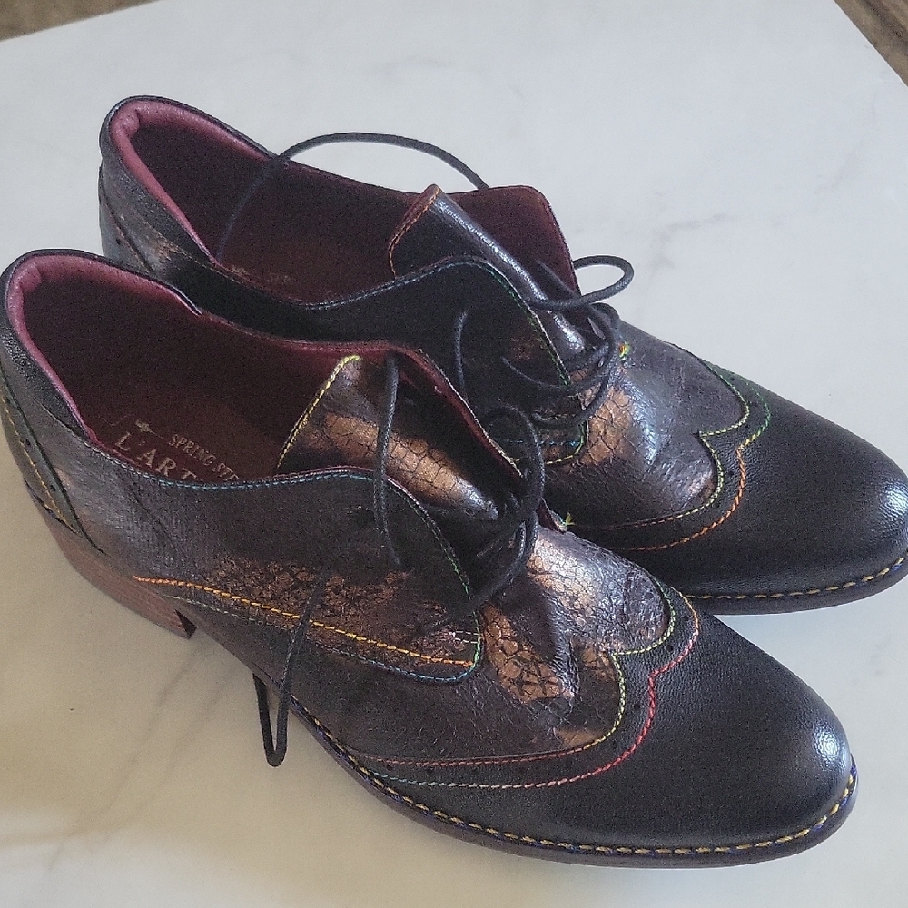 Brone and Bronze Lace-Up Shoes